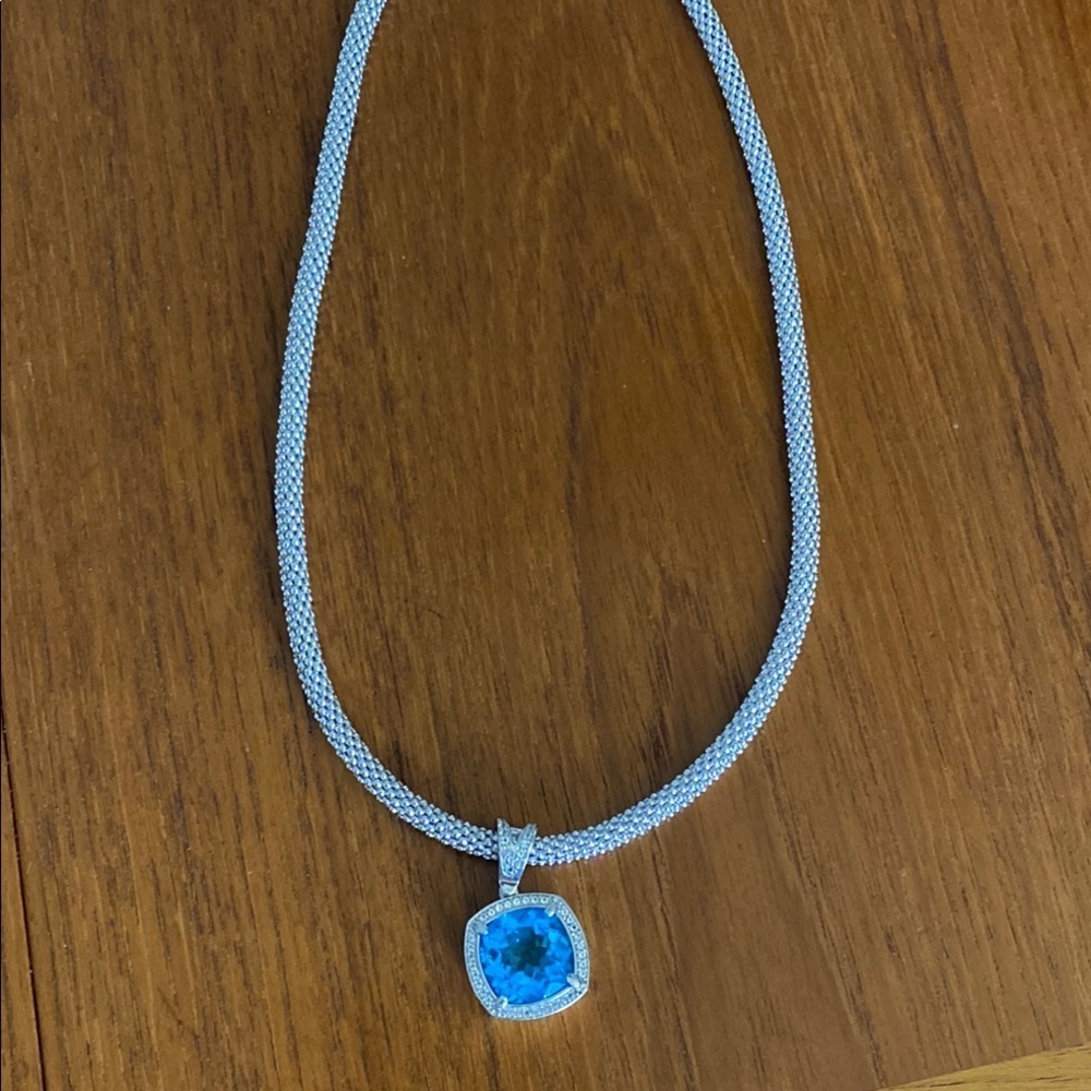 Swiss Blue Topaz, Swiss White Topaz and White Italian Silver Pendant Necklace - Picture 7 of 7